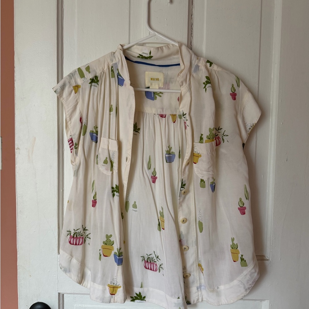 Maeve Anthropologie White Button-Up Shirt with Plant Print
